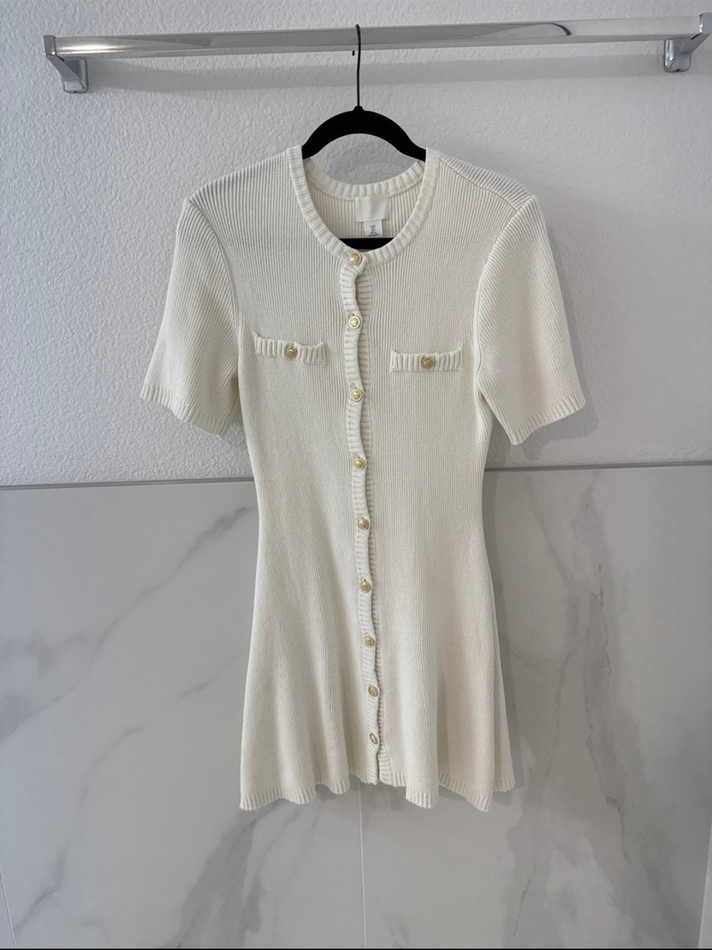 H&M Cream Short-Sleeve Button-Front Knit Top with Gold Buttons